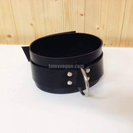 Basic heavy rubber collar model.03