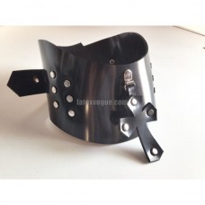 Heavy rubber collar with cross model.08
